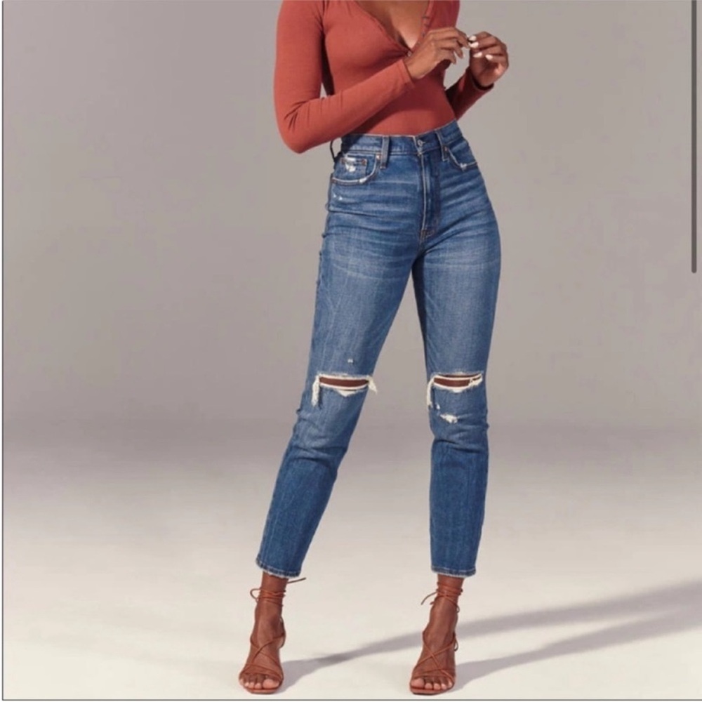 Abercrombie The Skinny High Rise Distressed Cropped Jeans Size 24
